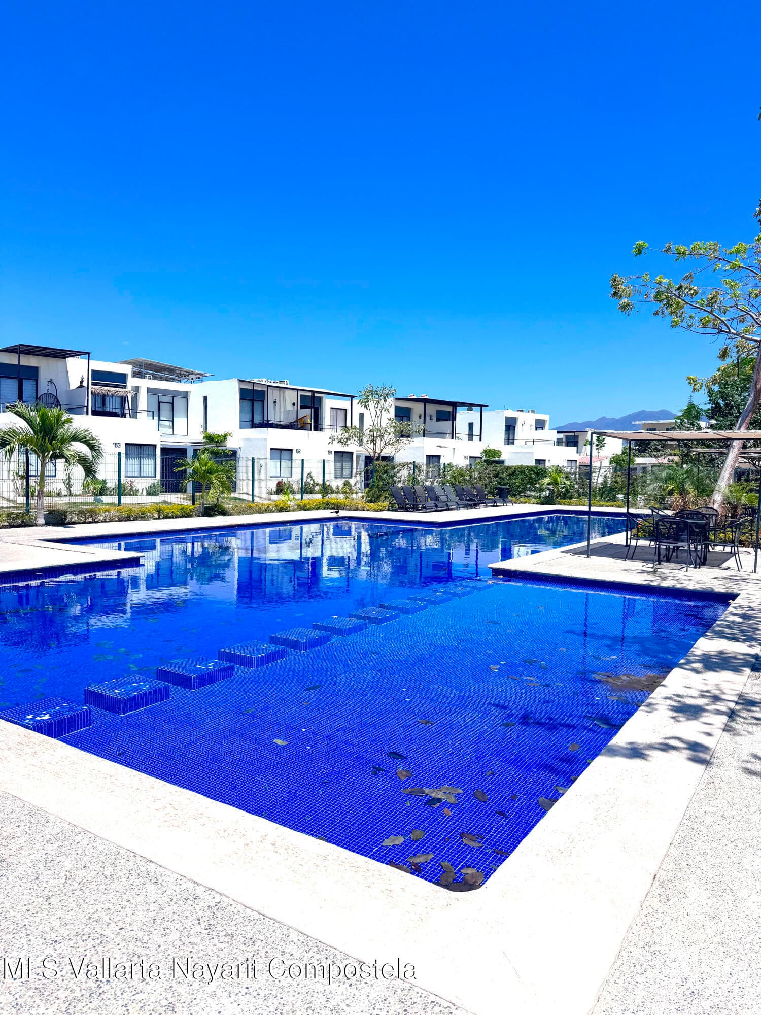 ZYAN RESIDENCIAL
