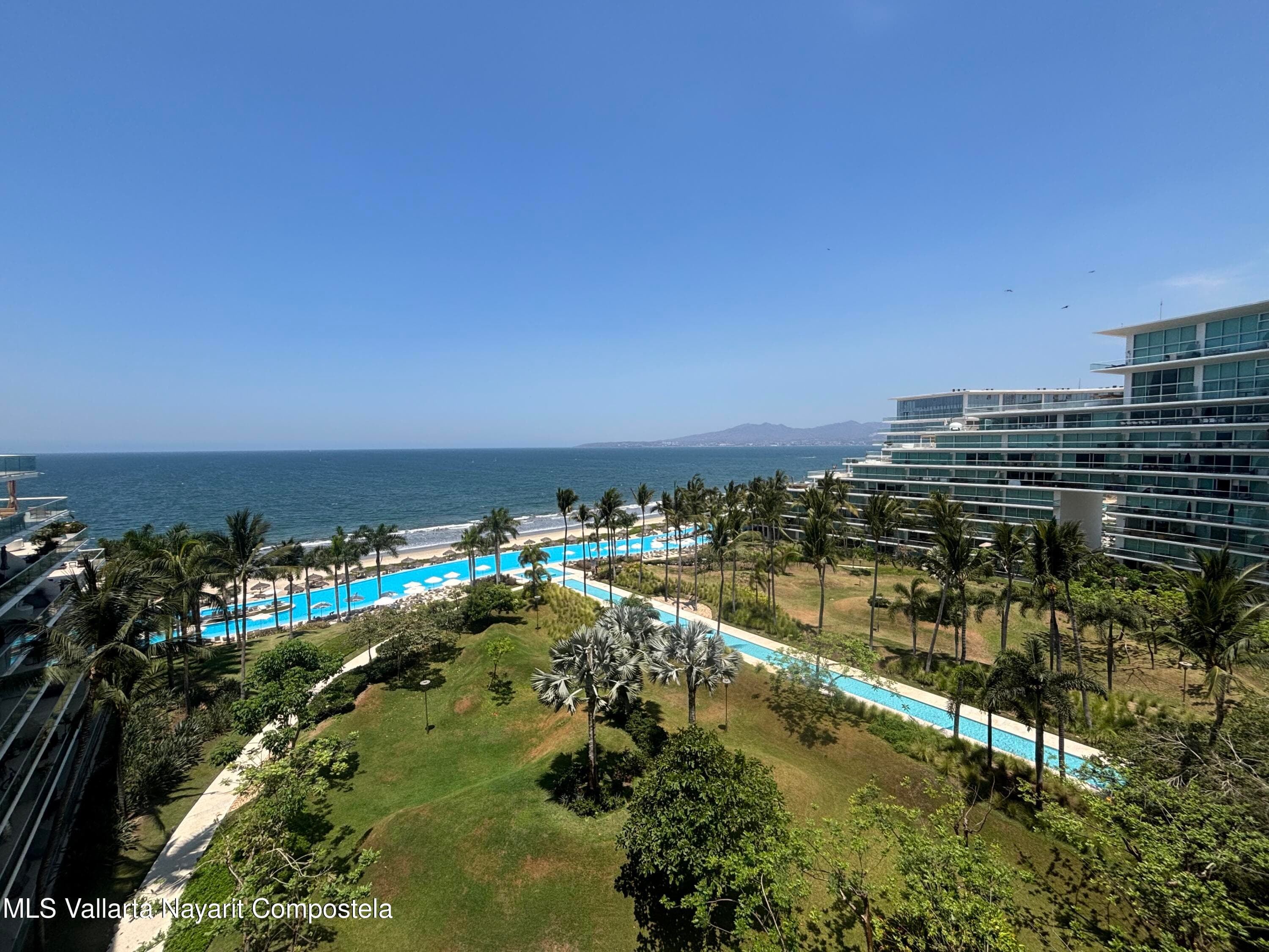 Peninsula condo