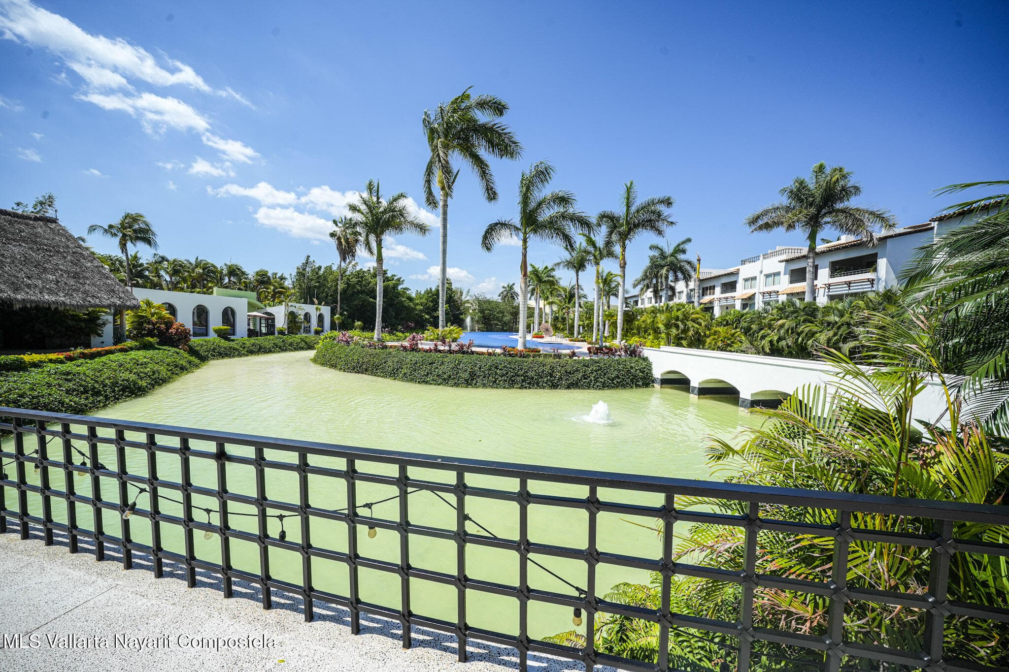 Condo Carlos