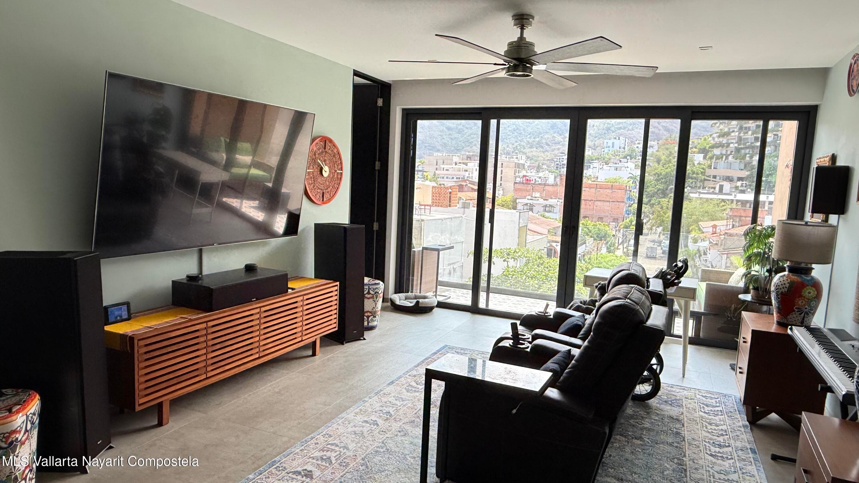 105 SAIL VIEW UNIT 704