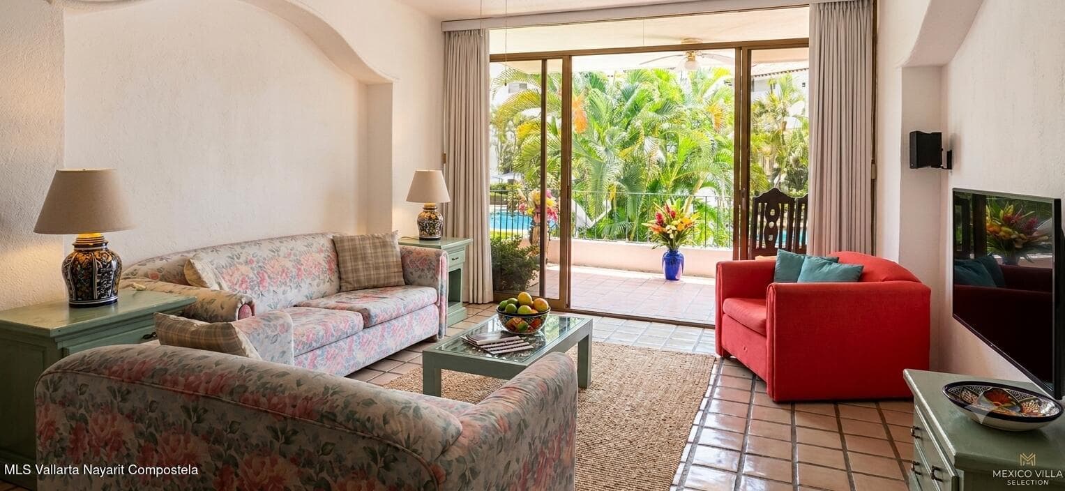 CONDO PIERRE, ROYAL PACIFIC